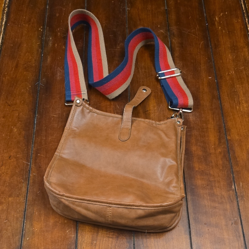 Threaded Pear Brown Crossbody Bag with Multicolor Strap